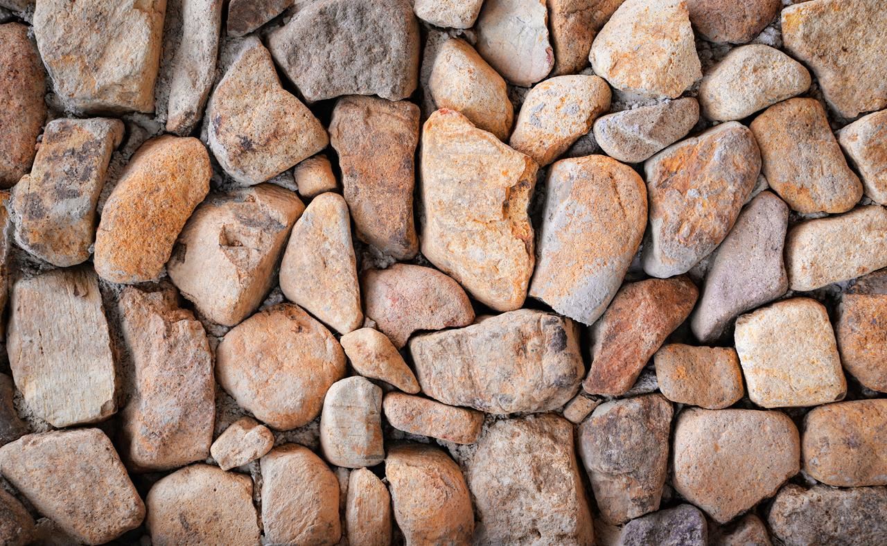 
                  Kamień murowy